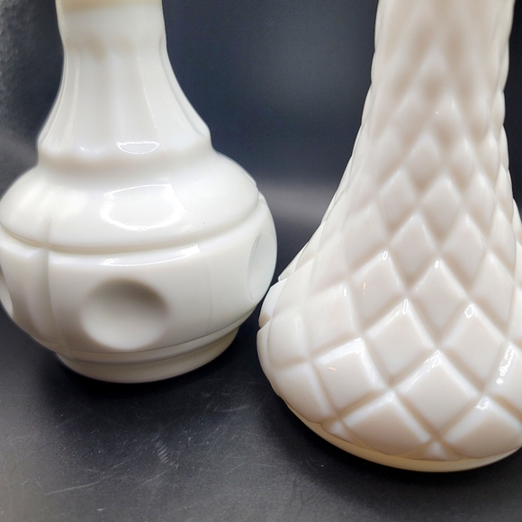 Vintage Small Milk Glass Bud Vases Set Of 2 - Picture 9 of 9